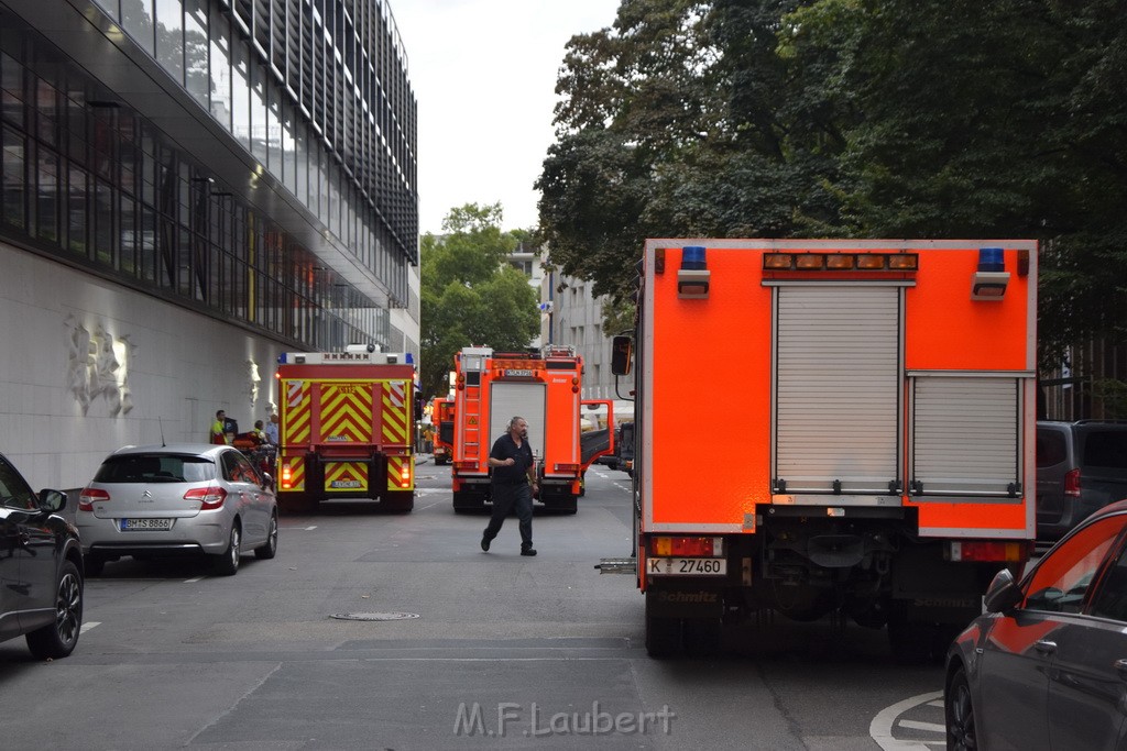 Feuer 2 WDR Koeln Altstadt Nord An der Rechtschule P098.JPG - Miklos Laubert